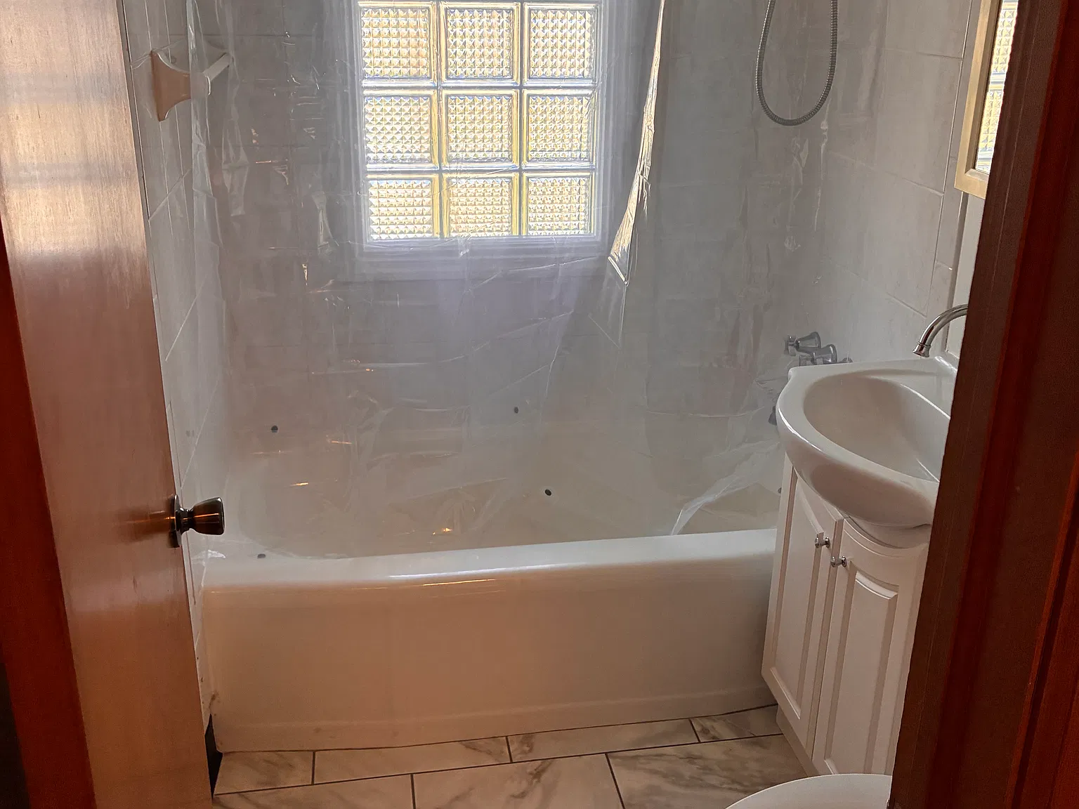 3 bed, 1.5 bath, 1200 sqft, $2,000 — Photo 4