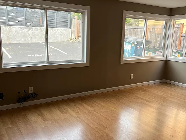 4207 Fremont Ave N #2 — Photo 4