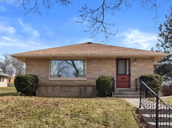 3226 North 96th STREET, Milwaukee, WI 53222