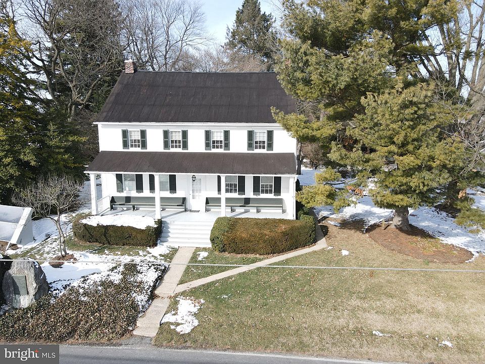 1st image of 1243 Long Ln
