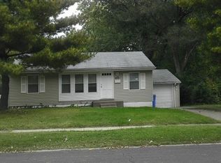 455 Marechal Ln, Florissant, MO