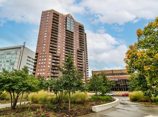 300 Walnut St #1907, Des Moines, IA 50309