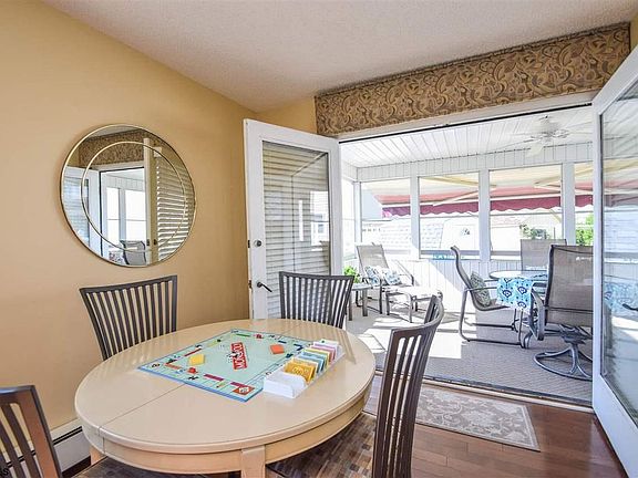 5th image of 252 Clipper Dr