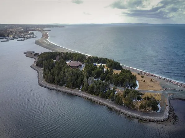 45 Atkins Road, Conception Bay South, NL A1W3A7