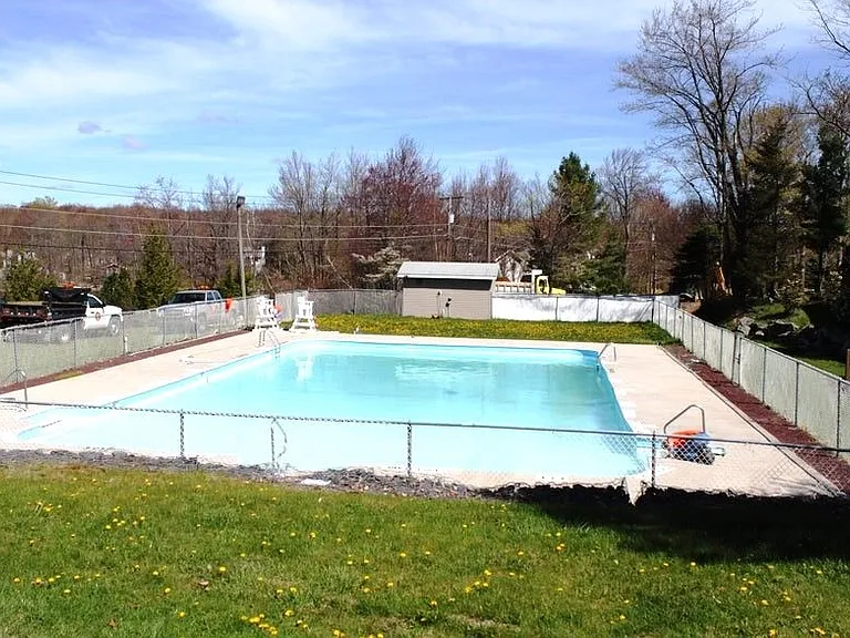 1140 Country Place Dr — Photo 41