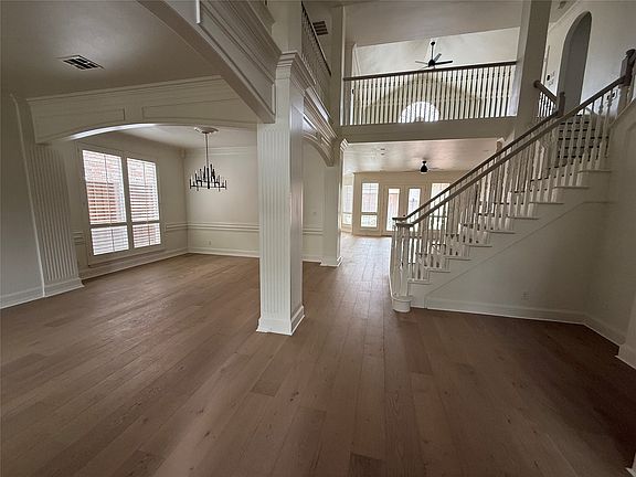 4th image of 5312 Tennington Park