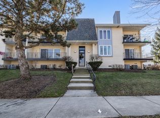 7915 W 157th St APT 1W, Orland Park, IL