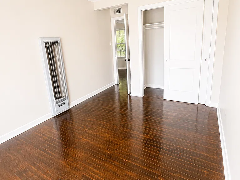 2345 Cincinnati Ave #4 — Photo 9