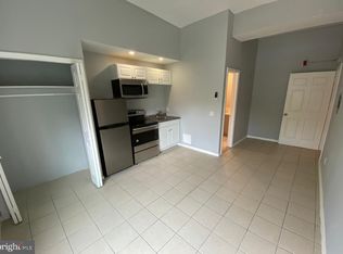 1304 S 9th St #6-B, Philadelphia, PA 19147