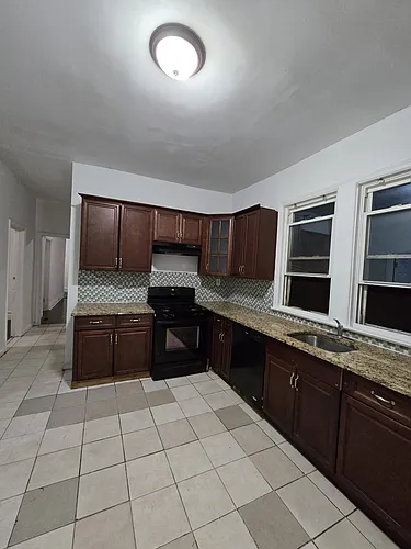 43 Treacy Ave #1 Photo 1 43 Treacy Ave #1 Photo 1