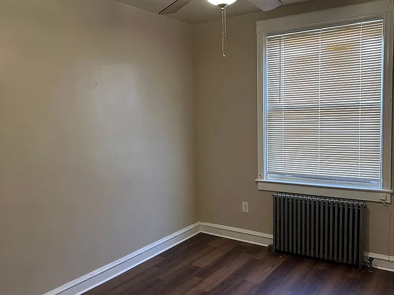 2927 Edison Hwy — Photo 2
