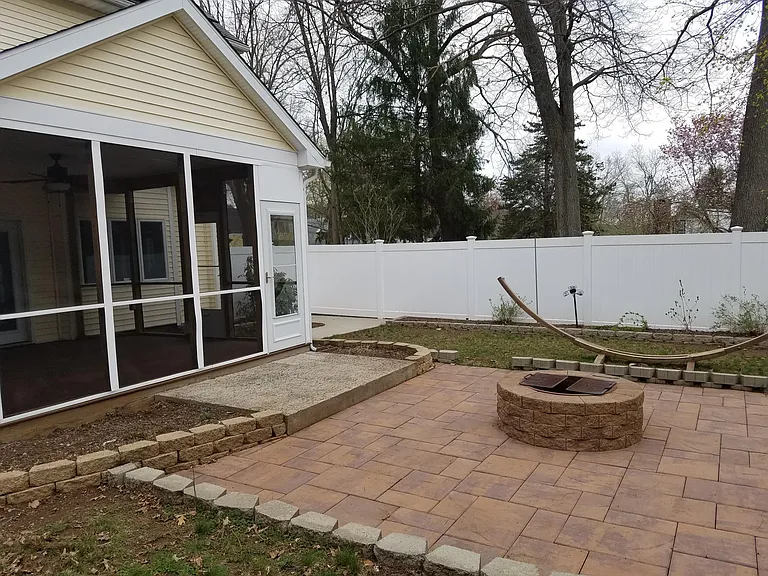 110 Sleeping Giant Dr — Photo 9