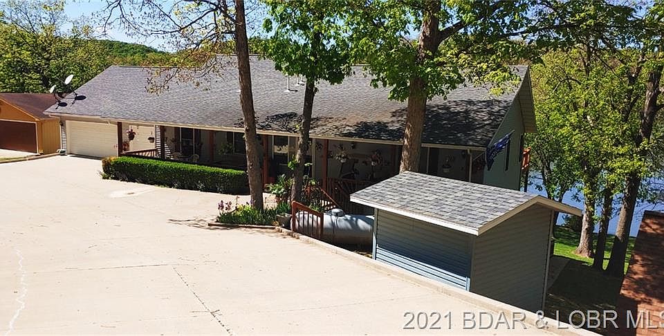 1st image of 777 Hyde Park Dr