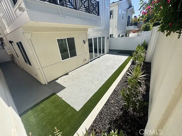 2205 Marshallfield Ln #B — Photo 14