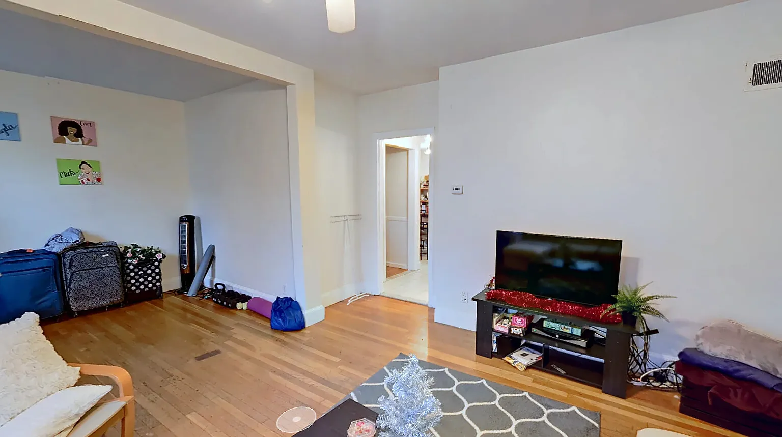 4 bed, $3,950 — Photo 4