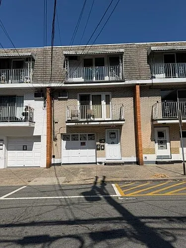 6107 Palisade Ave #3 Photo 1