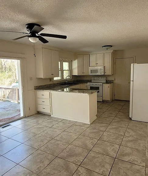 310 Pattswood Rd — Photo 5