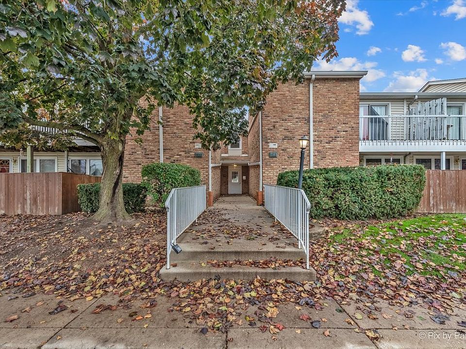 1st image of 1930 E Kenilworth Cir #A