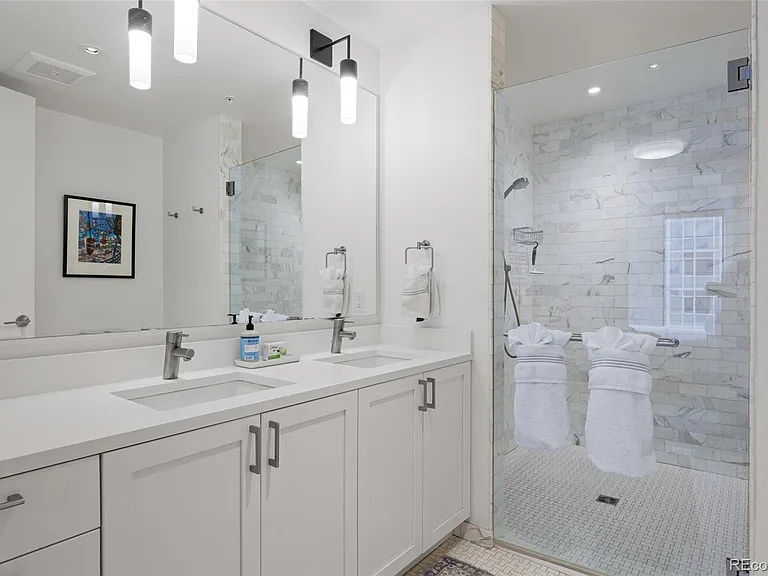 1750 Wewatta St #901 — Photo 25