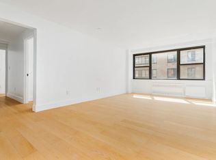 340 E 74th St APT 8B, New York, NY 10021