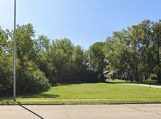 7331 W 103rd St, Palos Hills, IL 60465
