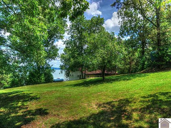 5th image of 103 Lake Shore Dr
