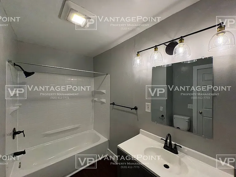 1219 Marshall Ave — Photo 12