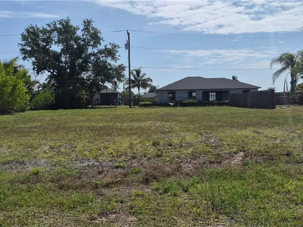 2501 NE 19th Pl, Cape Coral, FL 33909