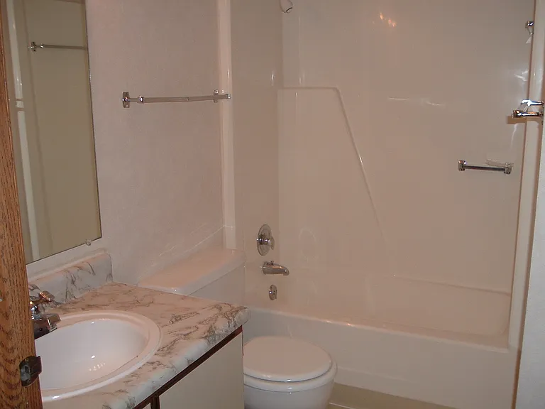 Cedargate Apartments — Photo 22