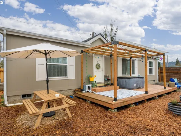 738 Centennial Blvd, Springfield, OR 97477