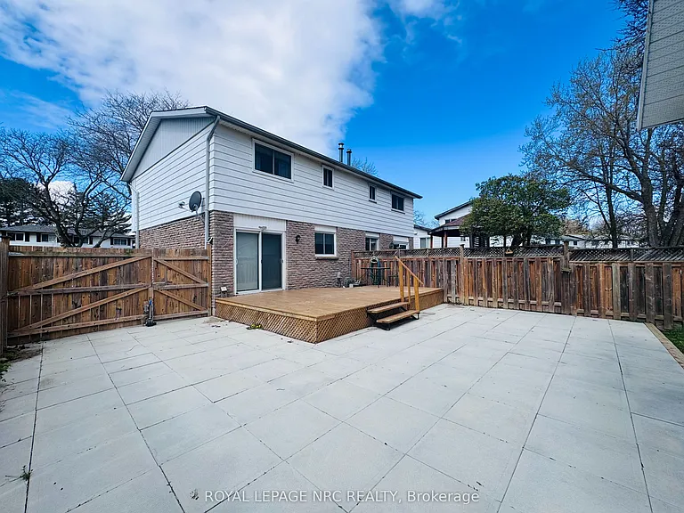 10 Lafayette Dr — Photo 20
