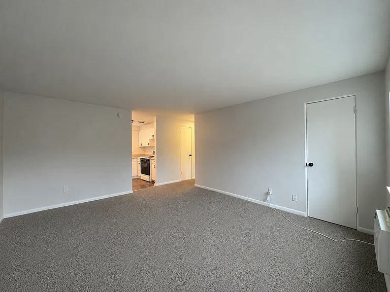 1679 Reed St — Photo 71