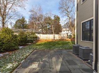 37-39 Roslyn Rd #1G, Newton, MA 02468