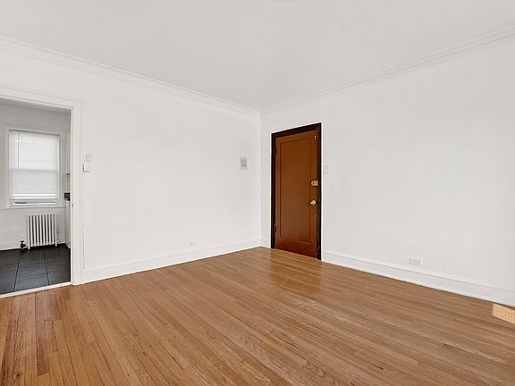 3rd image of 5544 W George St APT 1W