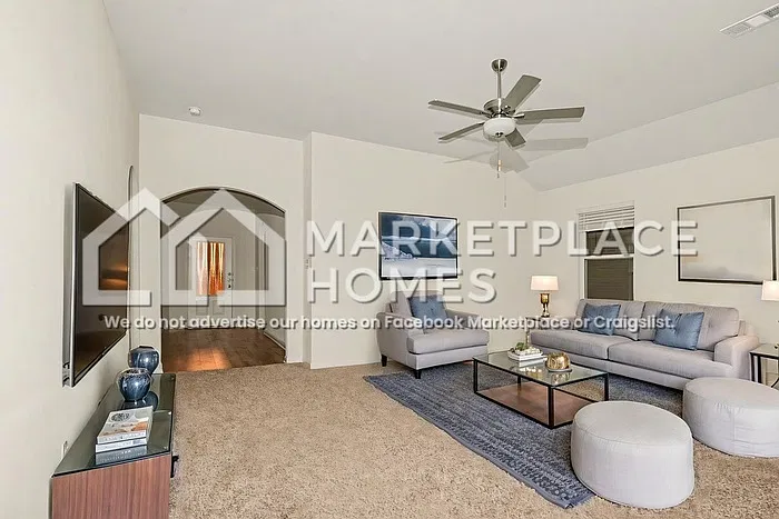 4 bed, 2.0 bath, 1791 sqft, $2,395 — Photo 3