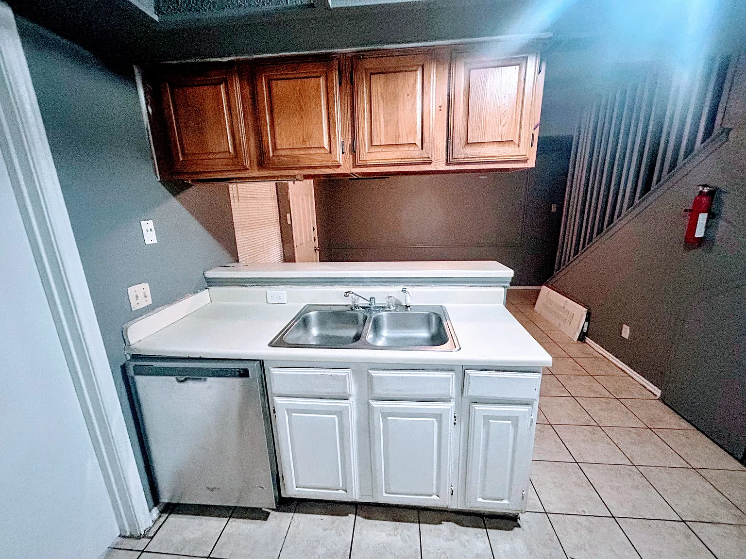 2 bed, 2.5 bath, 1240 sqft, $1,350 — Photo 3