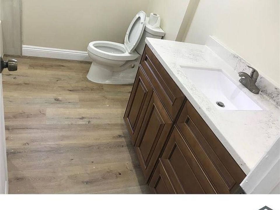 2nd image of 7620 S Western Ave APT 7