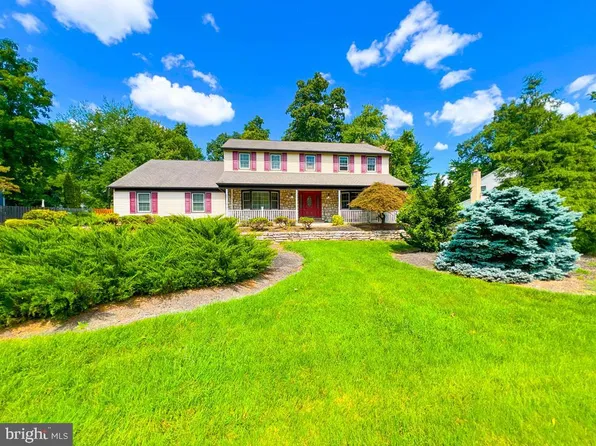 2095 Buckingham Dr, Jamison, PA 18929