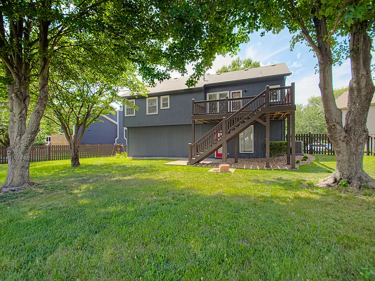 13907 W 150th Ct — Photo 35