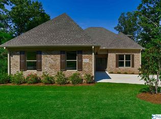 2813 Talon Cir NE, Huntsville, AL 35811