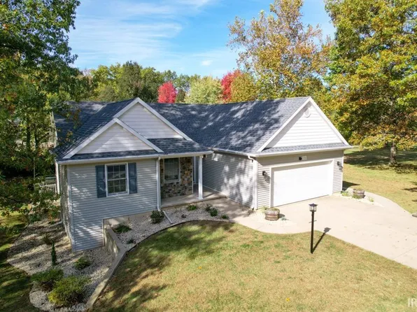 1756 Chickory Ln, Rochester, IN 46975