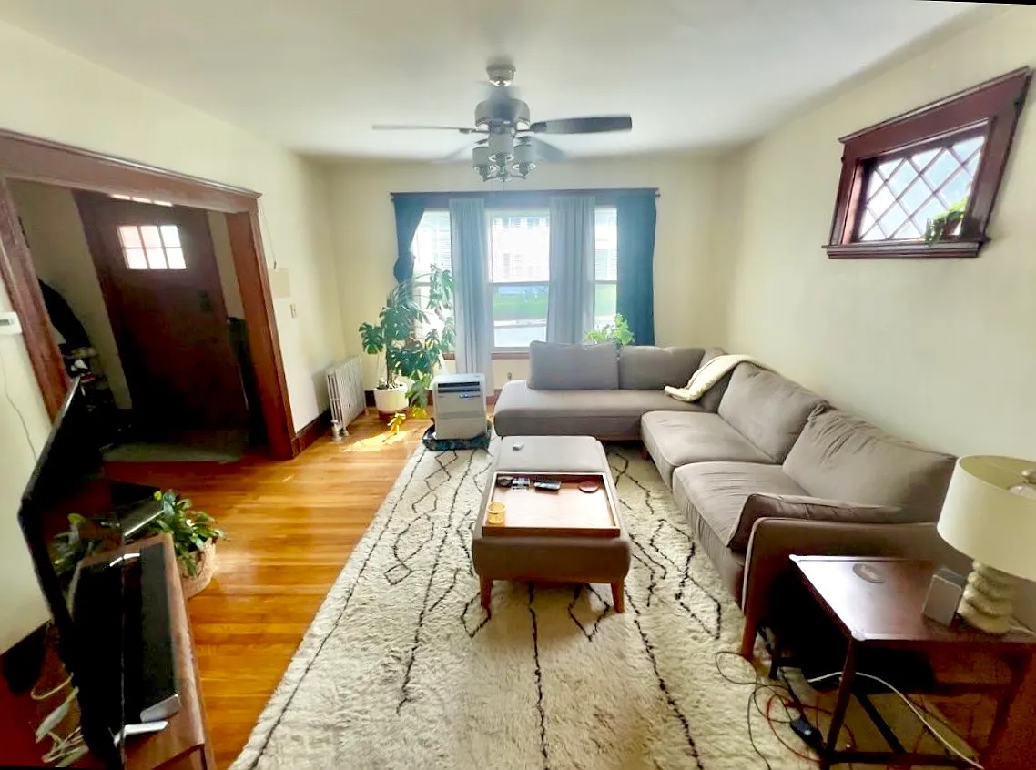2 bed, 1100 sqft, $2,750 — Photo 4