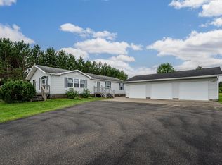 15 Steinhart Cir, Grand Rapids, MN 55744