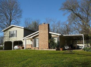 70 Corbin Dr, Vicksburg, MS 39183