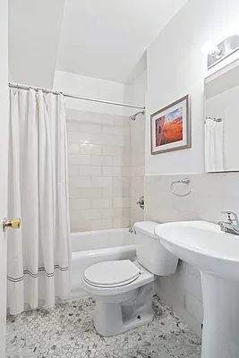 Sold by RHI Group | media 10