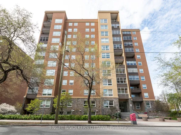 373 Laurier Ave E #906, Ottawa, ON K1N 8X6