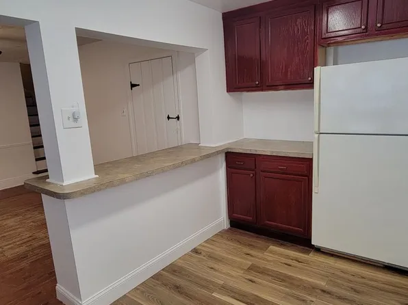 4138 Rhawn St, Philadelphia, PA 19136