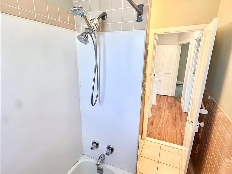 229 E Union Blvd #2 — Photo 11
