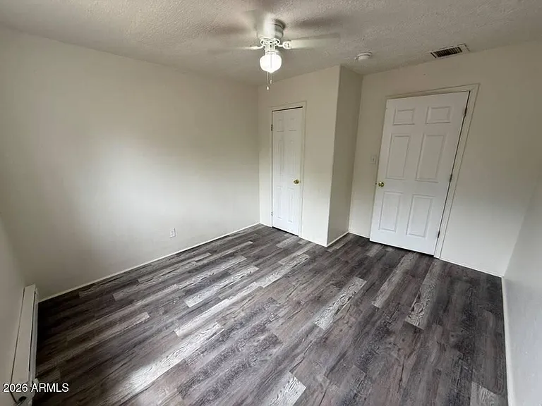 1305 N C Ave — Photo 9