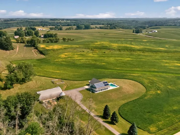 4459 130th St NW, Oronoco, MN 55956